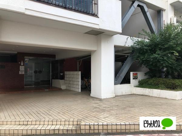パラスト自由ヶ丘 エントランス