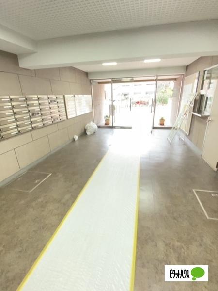 ライオンズマンション青葉台 ロビー