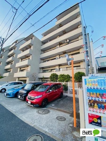 コスモ青葉台ホワイトコートA棟 駐車場