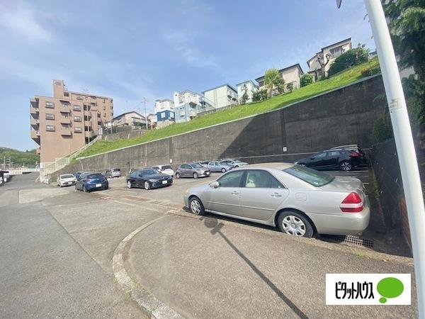 パークハイツ百合ヶ丘 駐車場
