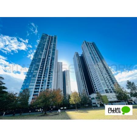 総戸数2090戸、地上42階建の大規模タワーマ