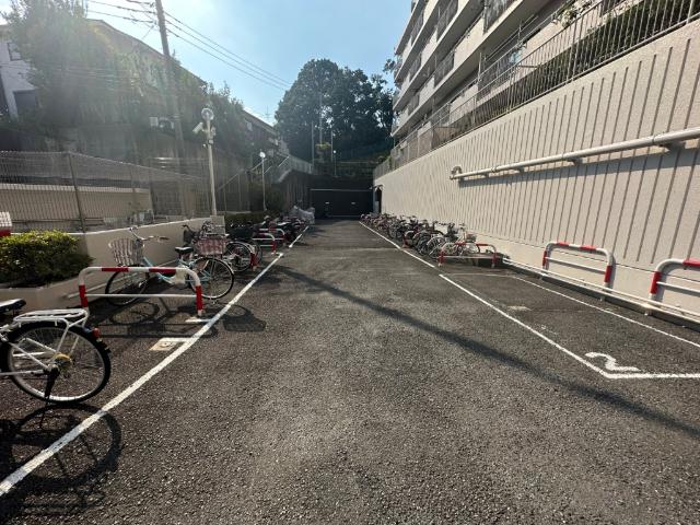 クイーンハイツ久地 共有部分