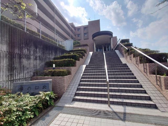 溝の口北パーク・ホームズ エントランス