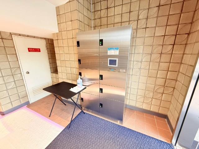 東海経堂マンション エントランス