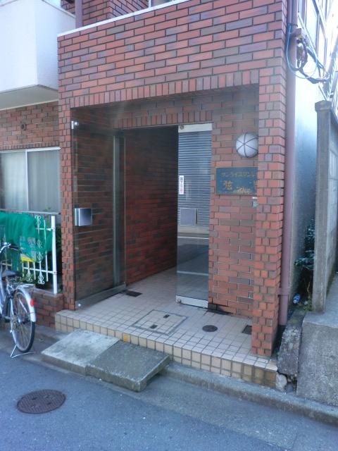 サンライズ弦巻 エントランス