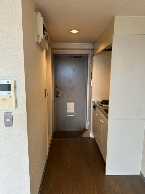 エレガンス東高円寺（704） 玄関