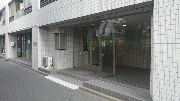 三番町パークライフ エントランス