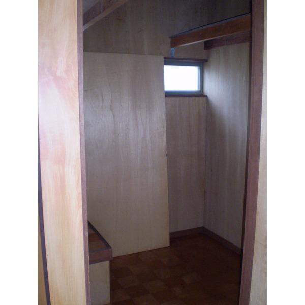 伊勢山戸建（1） 収納