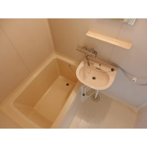 太田市東長岡町アパート バス／シャワー