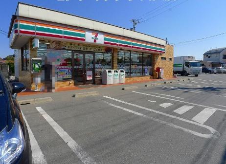 セブンイレブン太田市宝町店：875m
