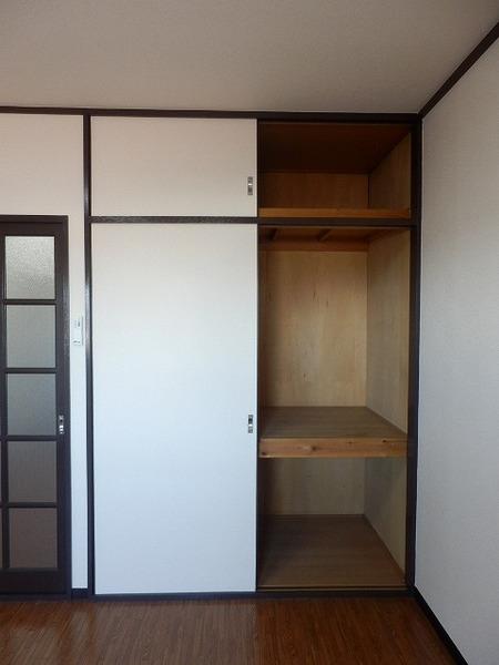レジデンス内ヶ島（202） 収納