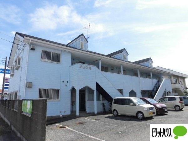 メゾン８（203） 駐車場