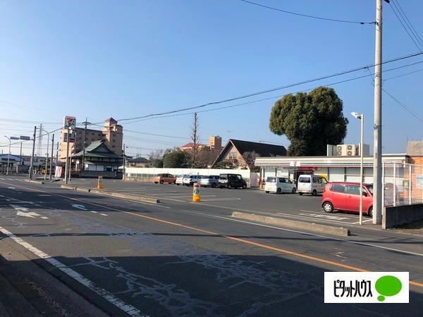 セブンイレブン足利福居町店：527m