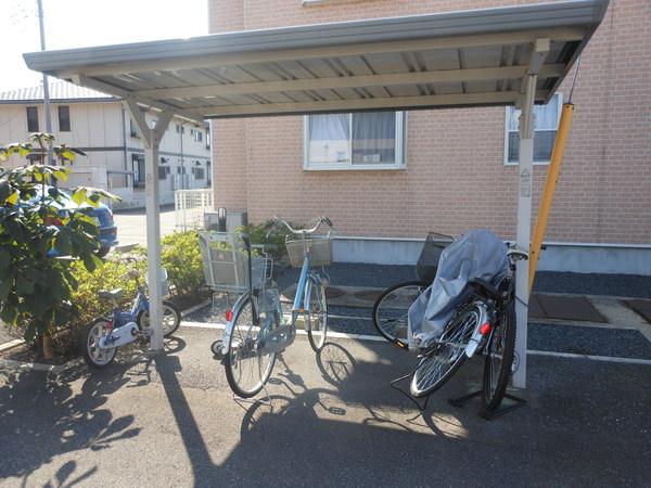 太田市鳥山上町アパート 駐車場