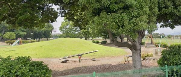 東新町中央公園：746m