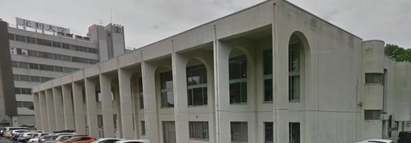 足利短期大学附属図書館：2576m