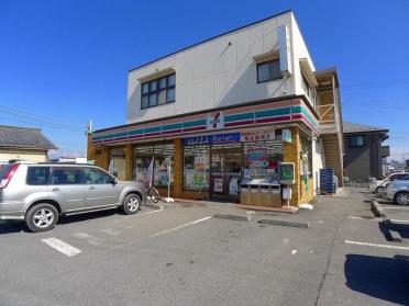 セブンイレブン館林栄町店：900m