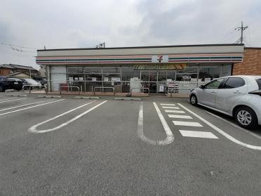 セブンイレブン太田市古戸町店：985m