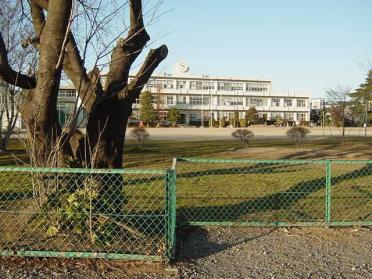 千代田町立西小学校：1158m