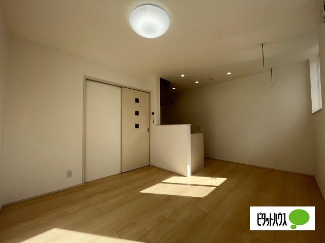 太田市高林西町アパート リビング