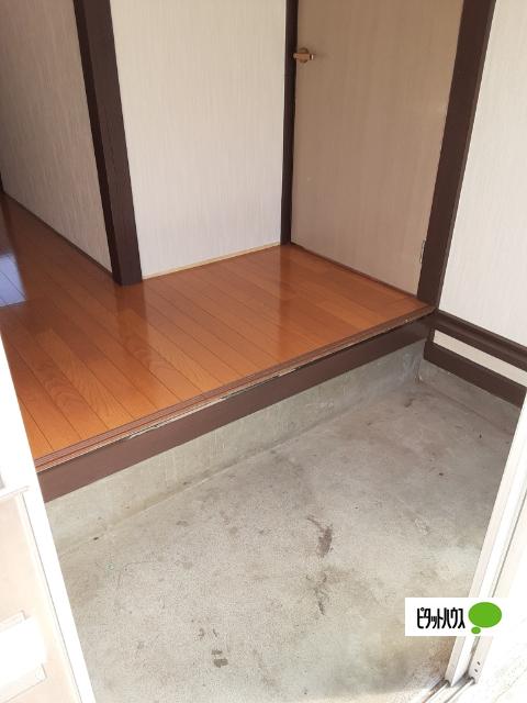 名賀家荘（14） 玄関