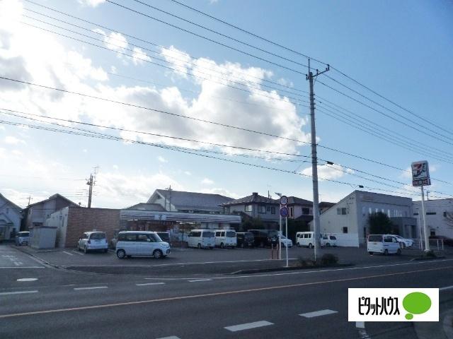 セブンイレブン足利山川町店：273m