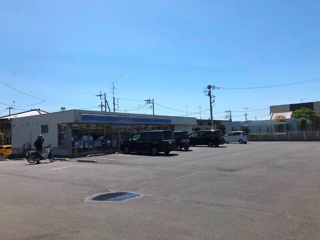 ローソン太田石原町店：384m