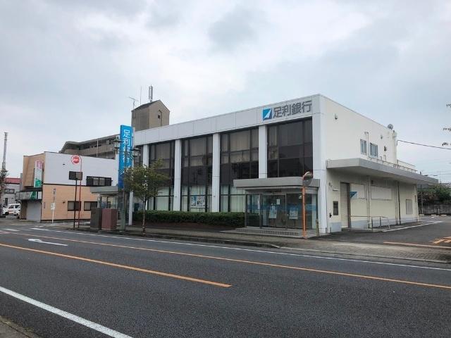 足利銀行大泉支店：715m