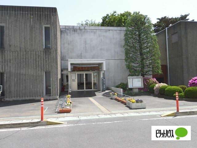 館林市立図書館：2365m