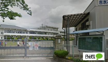 佐野市立吉水小学校：727m
