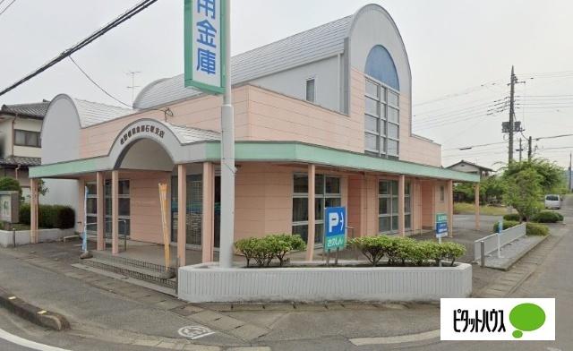 佐野信用金庫石塚支店：1777m