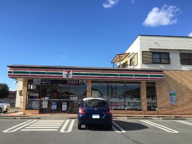 セブンイレブン邑楽中野横町店：520m