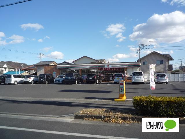セブンイレブン足利助戸1丁目店：855m