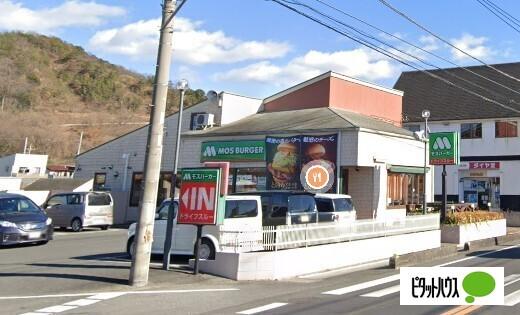 モスバーガー足利山川店：138m