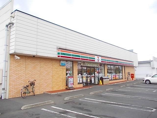 セブン-イレブン 足利問屋団地：500m