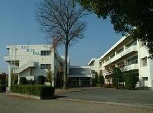 大泉町立西中学校：1455m
