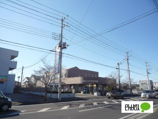 足利小山信用金庫八幡支店：296m