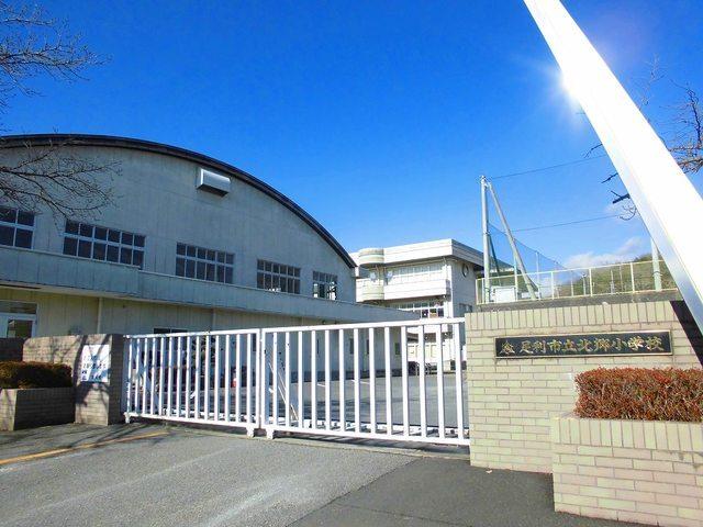 足利市立北郷小学校：212m