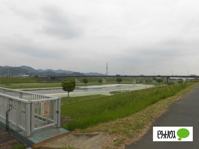 足利渡良瀬ウォーターパーク：2064m