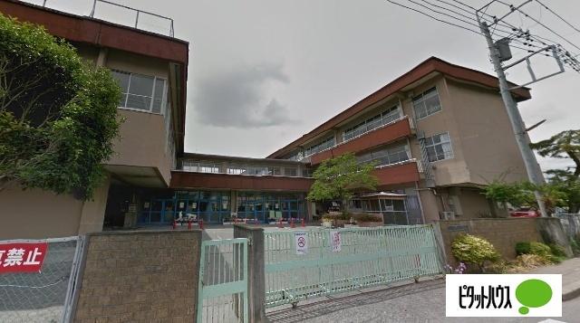 佐野市立天明小学校：702m