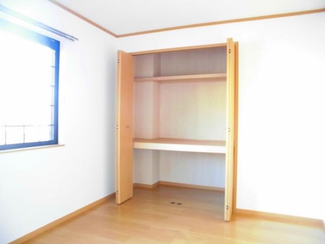 ＨＫソレイユ　Ａ（102） 収納