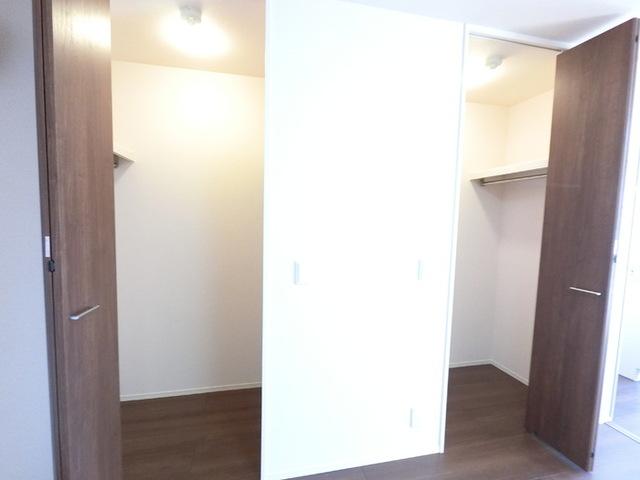 ラウレア（101） 収納