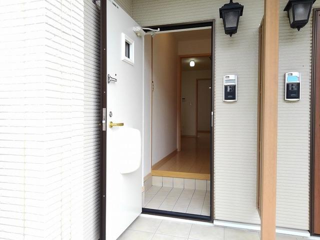 レオンⅡＢ（101） 玄関