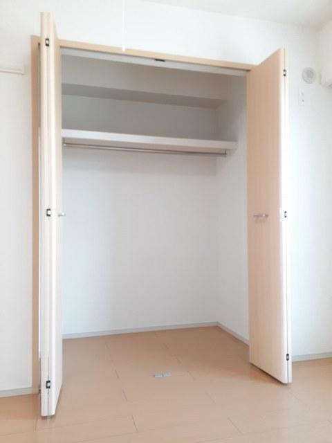 サンフォレストＡ（301） 収納