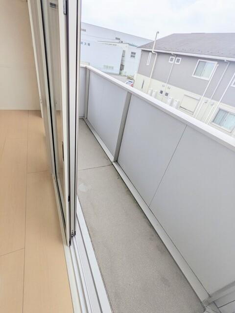 グランソレイユ　Ａ（202） バルコニー