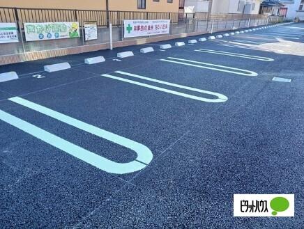 オークガーデン　Ⅱ（101） 駐車場