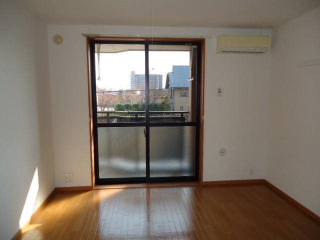 ライラック 部屋画像