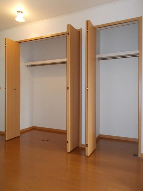 ラフレシールＢ（103） 収納