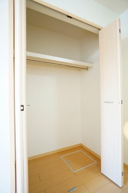 カルフール（102） 収納
