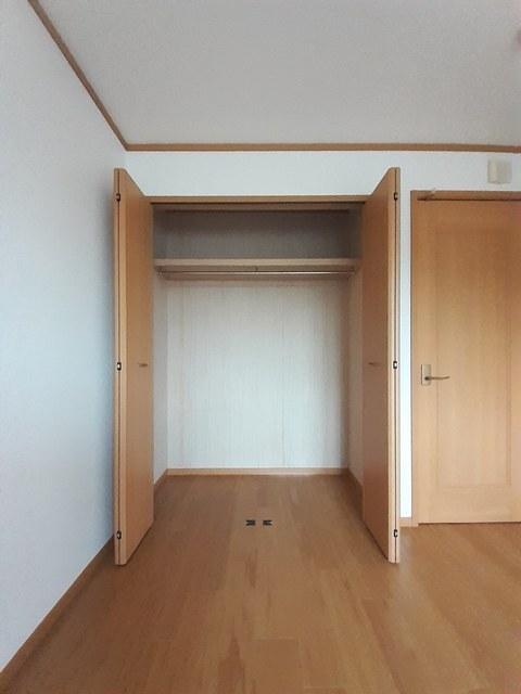 プラムⅢ（102） 収納